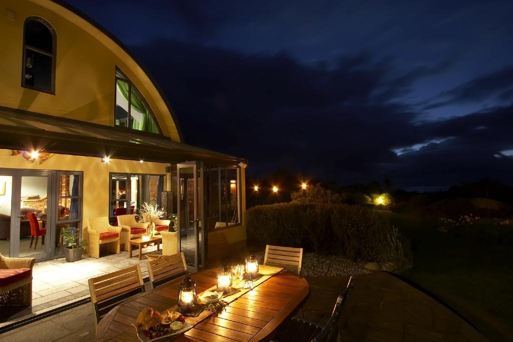 Kapitea Lodge Awatuna Exterior photo